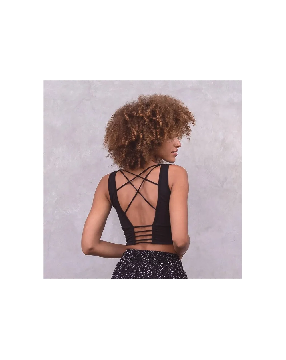 Top Saya taille L – Brassière de danse élégante & confortable